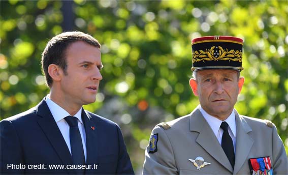 Depuis le début 2017, Donald Trump inquiète, Emmanuel Macron promet, l’or rassure.