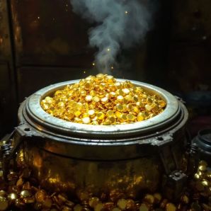 Pourquoi les milliardaires accumulent-ils de l’or en secret ?