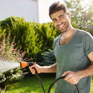 Vous ne croirez jamais combien d’or ce Français a trouvé en creusant sa piscine